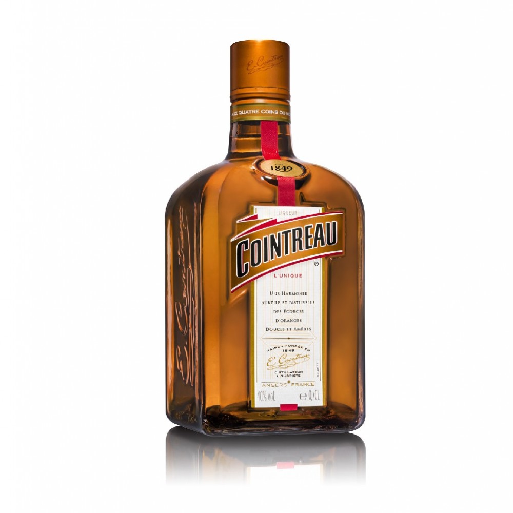 cointreau-frances-x-700-3123